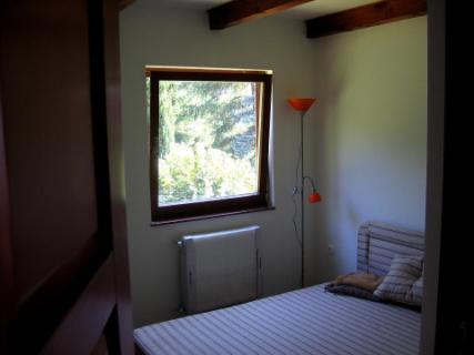 A Dunakanyarban Zebegényben 16 fős apartmanház kiadó