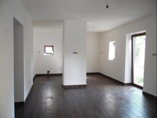 Lakó és nem lakó ingatlanok teljes körű felújítása