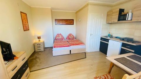 Balatonalmádiban olcsó strandközeli 2, 3, és 4 fős apartmanok