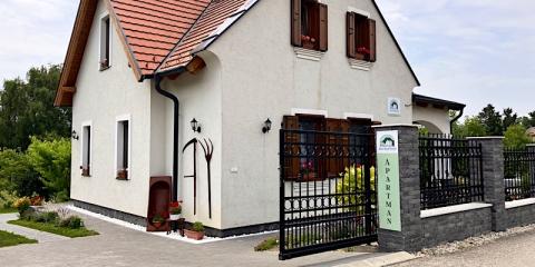 Kaktusz Ház, 1 apartman 9 férőhely