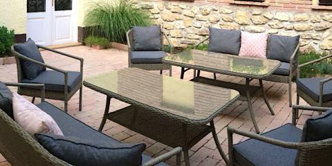 Barlang Apartman, 3 apartman 14 férőhely