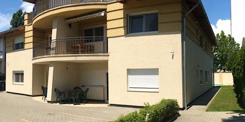 Yellow Sun Apartman, 3 apartman 18 férőhely