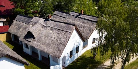 Bohém Birtok és Csárda, 11 apartman 72 férőhely