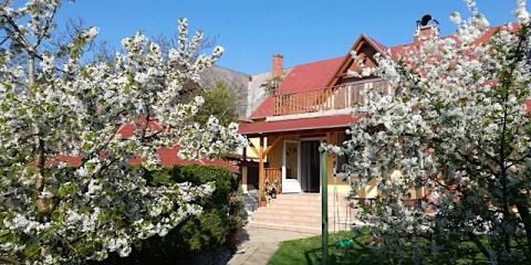 Iluska Apartman, 2 apartman 10 férőhely