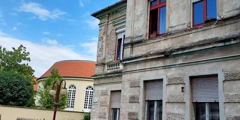 Holdfèny Apartman, 5 apartman 18 férőhely