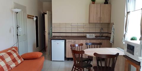 Jegenye Apartman, 4 apartman 16 férőhely