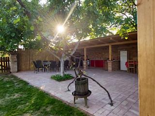 Szivárvány Vendégház, 5 szoba 10 férőhely