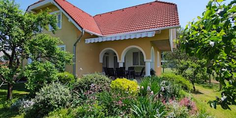 Oszlányi Vendégház, 4 szoba 8 férőhely