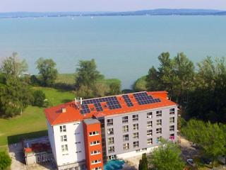 Beach Szálló, 54 szoba 276 férőhely