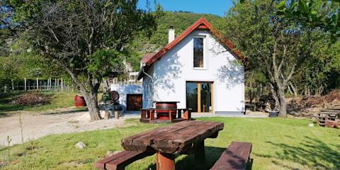 Fehér Vendégház, 3 szoba 5 férőhely