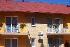 Damjanich Apartmanház, 2 apartman 4 férőhely
