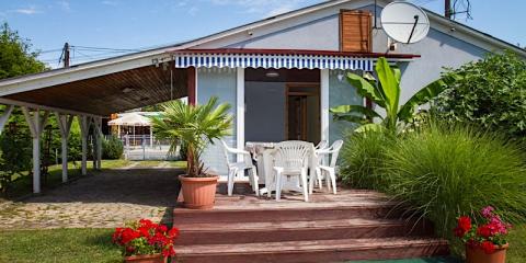 Péter Nyaraló, 1 faház 4 férőhely