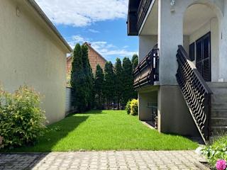 Szomszéd Ház, 5 szoba 10 férőhely