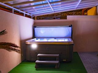 Bazaltorgona Apartman, 1 apartman 5 férőhely