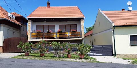 Öt Leander Apartman, 1 apartman 3 férőhely