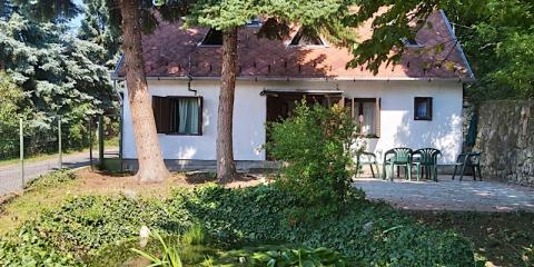 Erdő Szélén Házikó Vendégház, 3 szoba 6 férőhely