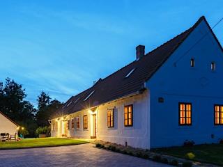 Cselédház Apartman, 5 szoba 10 férőhely