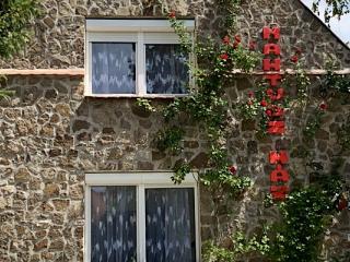 Kaktusz Ház, 3 apartman 8 férőhely