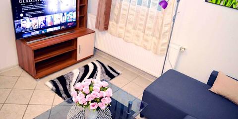 Lorabel Apartmanház, 4 apartman 8 férőhely