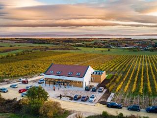 Dobosi Birtokközpont Panzió, 8 szoba 16 férőhely