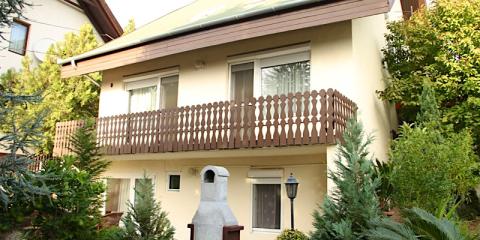 Tünde Apartmanok, 2 apartman 10 férőhely