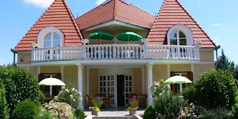 Villa, 8 szoba 16 férőhely