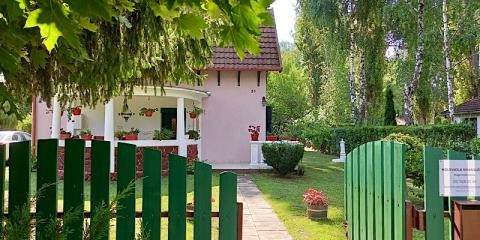 Holdviola Nyaralóház, 4 szoba 6 férőhely