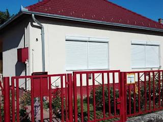 Bató Apartman, 1 apartman 6 férőhely