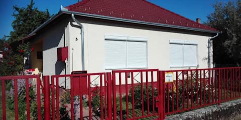 Bató Apartman, 1 apartman 6 férőhely