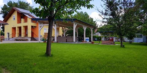 Mangó Villa, 8 apartman 16 férőhely