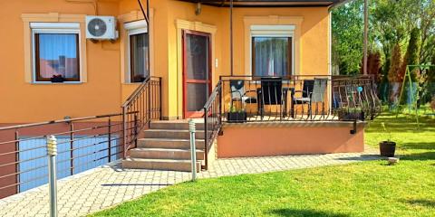 Napsugár Apartman, 2 apartman 16 férőhely