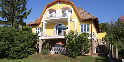 Gyöngyöm Apartman, 3 apartman 11 férőhely