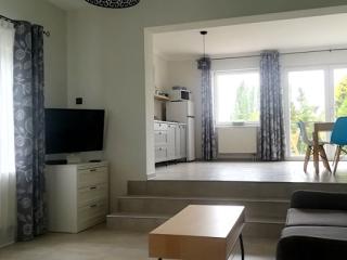 Azúr Apartman, 1 apartman 6 férőhely