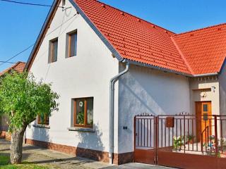 Gyarmati Apartman, 2 apartman 6 férőhely