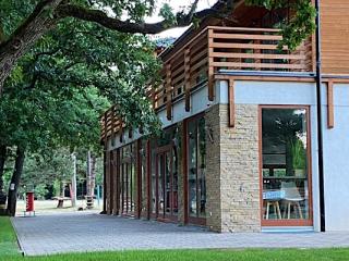 Party Apartmanház, 5 szoba 14 férőhely