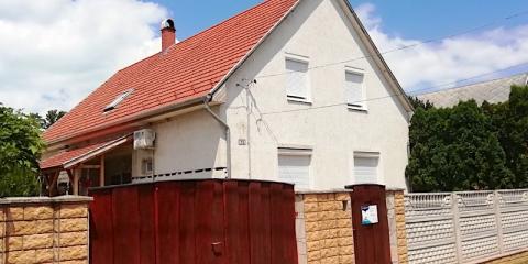 Fekete Apartman, 3 szoba 6 férőhely