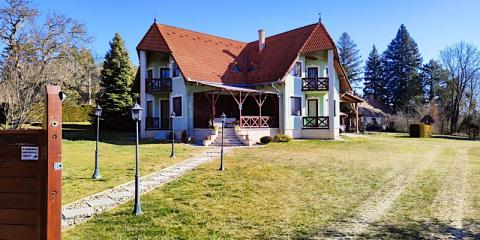 Balaton Garden Apartman, 3 apartman 14 férőhely