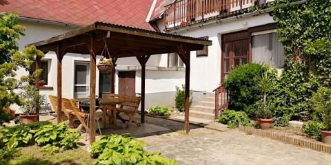 Héra Vendégház, 2 apartman 15 férőhely