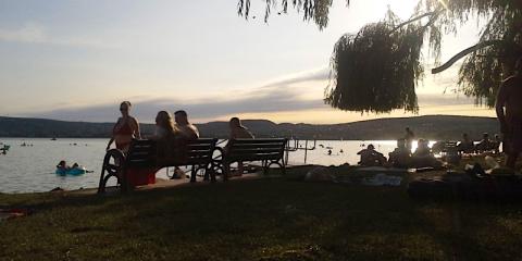 Napsugárház Apartman, 2 apartman 10 férőhely