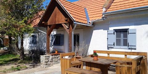 A#039;la Maison Vendégház, 3 szoba 8 férőhely