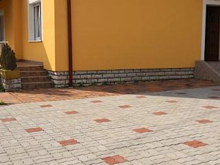 Bazsarózsa Vendégház, 6 szoba 12 férőhely