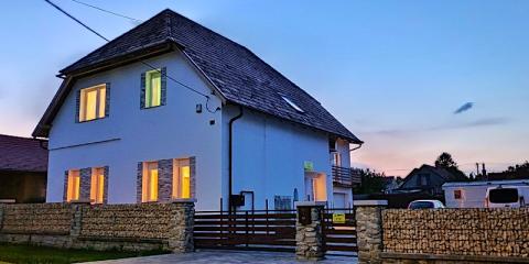 Zimmerferi Apartman, 3 apartman 11 férőhely