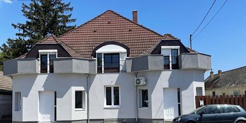 Lelle Centrum Vendégház, 12 szoba 30 férőhely