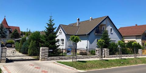 Grey Lavender Home Apartman, 4 apartman 14 férőhely