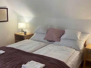 Páhok Apartmanház, 4 apartman 12 férőhely