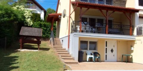 Éva Apartman, 2 apartman 12 férőhely