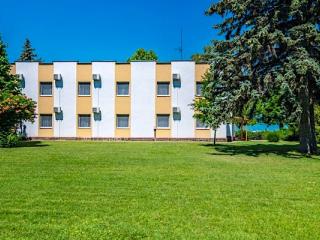 Holiday Home Apartman, 27 szoba 68 férőhely