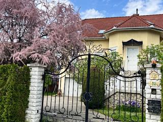 Füge Apartman, 4 apartman 8 férőhely