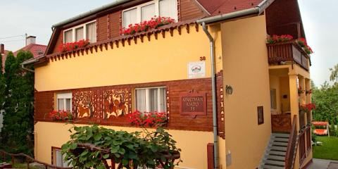 Júlia Villa, 7 apartman 16 férőhely