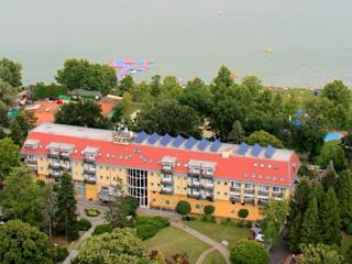 Hotel Panoráma, 70 szoba 200 férőhely